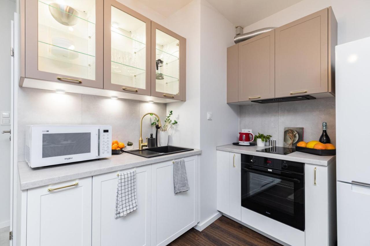 Project Comfort Apartament Stalowa 27/12 Warszawa Apartment Bagian luar foto